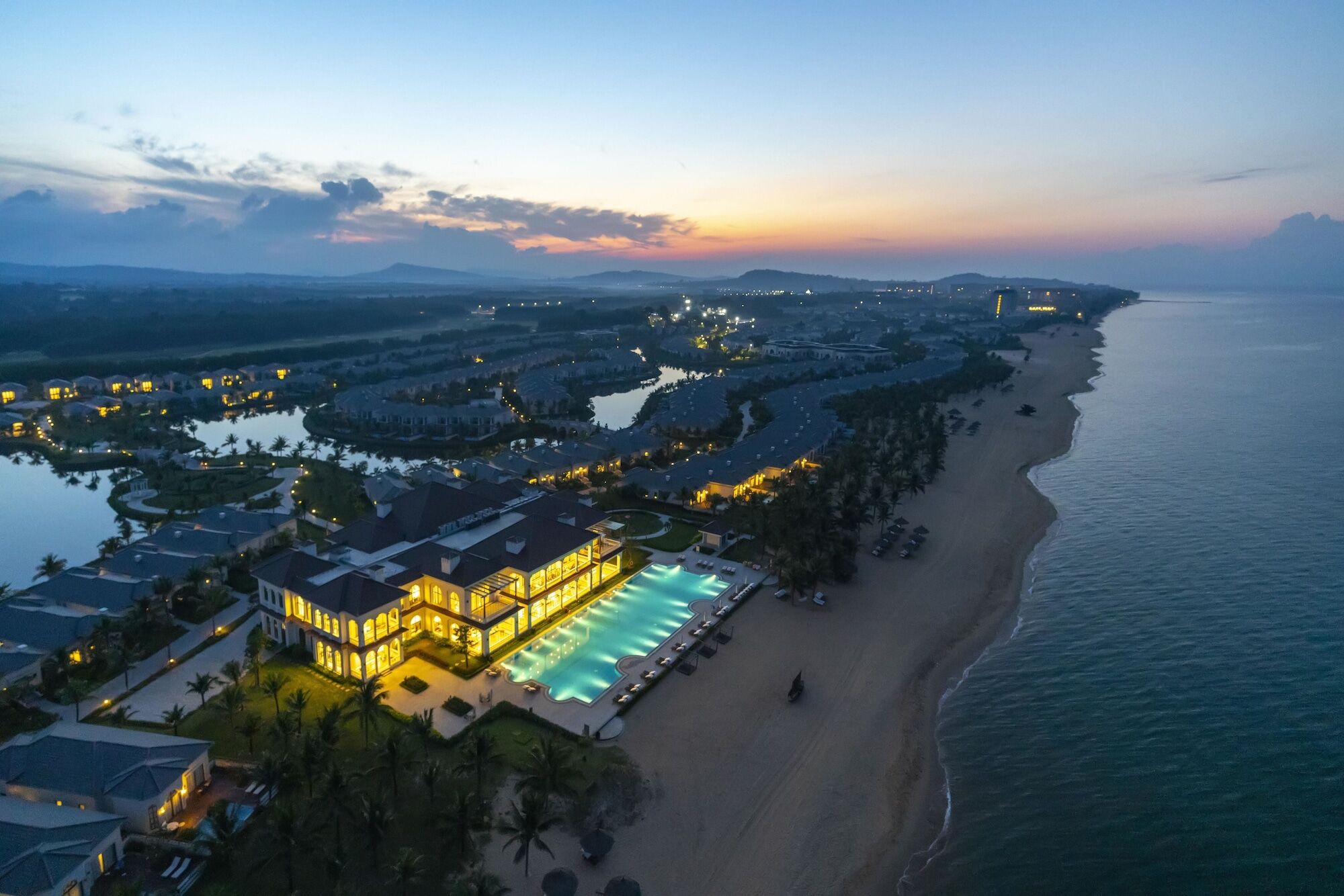 Vinpearl Discovery Greenhill Phu Quoc Exterior photo